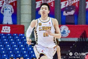 kaiyun官网-打花了！广厦第三节31-17净胜14分 带着30分优势进入末节