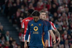 kaiyun官网-罗马官方：迪巴拉成功接受手术，接下来将展开复健