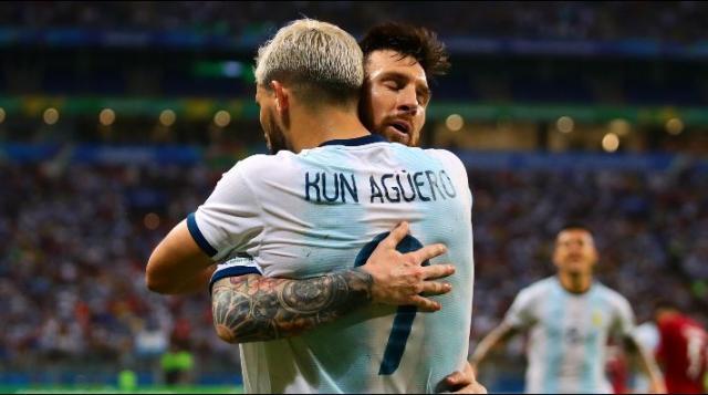 开云注册-梅西深情告白阿圭罗：我如此爱你 我将想念你